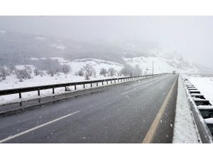 Doğu Anadolu’nun Yüksek Kesimlerinde Kar Yağışı