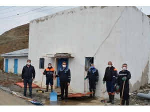 Hakkari’de İçme Suyu Depoları Yıkandı