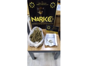 Bolu’da 332 Gram Uyuşturucu Yakalanan 2 Kişi Gözaltına Alındı