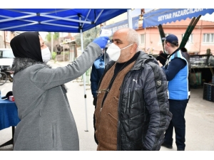 Pazar Yerinde Sosyal Mesafe Tedbiri