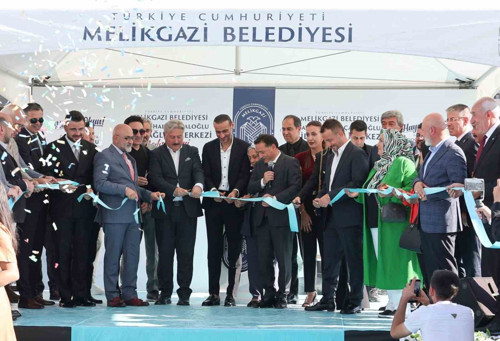 melikgazi-belediyesi-yeni-saglik-yatirimlari-ile-hayatlara-dokunmaya-devam-ediyor