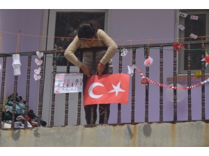 Şırnak’ta 23 Nisan Evlerde Kutlanıyor