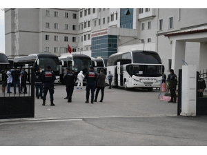 Karantinası Biten Ve Katar’dan Gelen 349 Türk Vatandaşı Evlerine Gönderildi