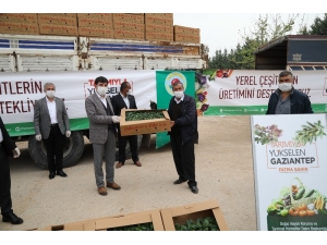 Büyükşehir Çiftçiye Yönelik Dev Desteğini Sürdürüyor