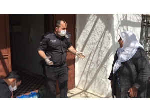 Polis Ekipleri Yaşlıların İhtiyaçlarını Karşılıyor