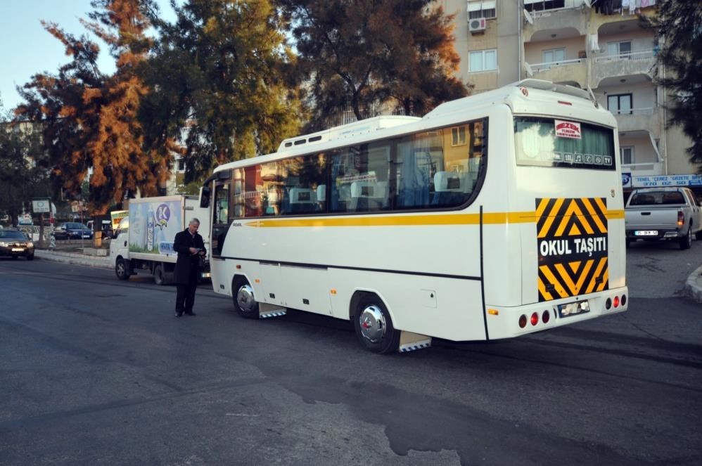 izmir-de-en-dusuk-okul-servisi-4-bin-228-tl-oldu