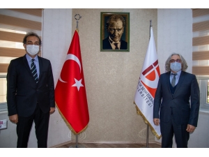 Bşeü’de Görev Değişiklikleri Sürüyor