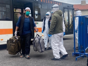 Pakistan’dan Gelen 133 Vatandaş Eskişehir’de Yurda Yerleştirildi