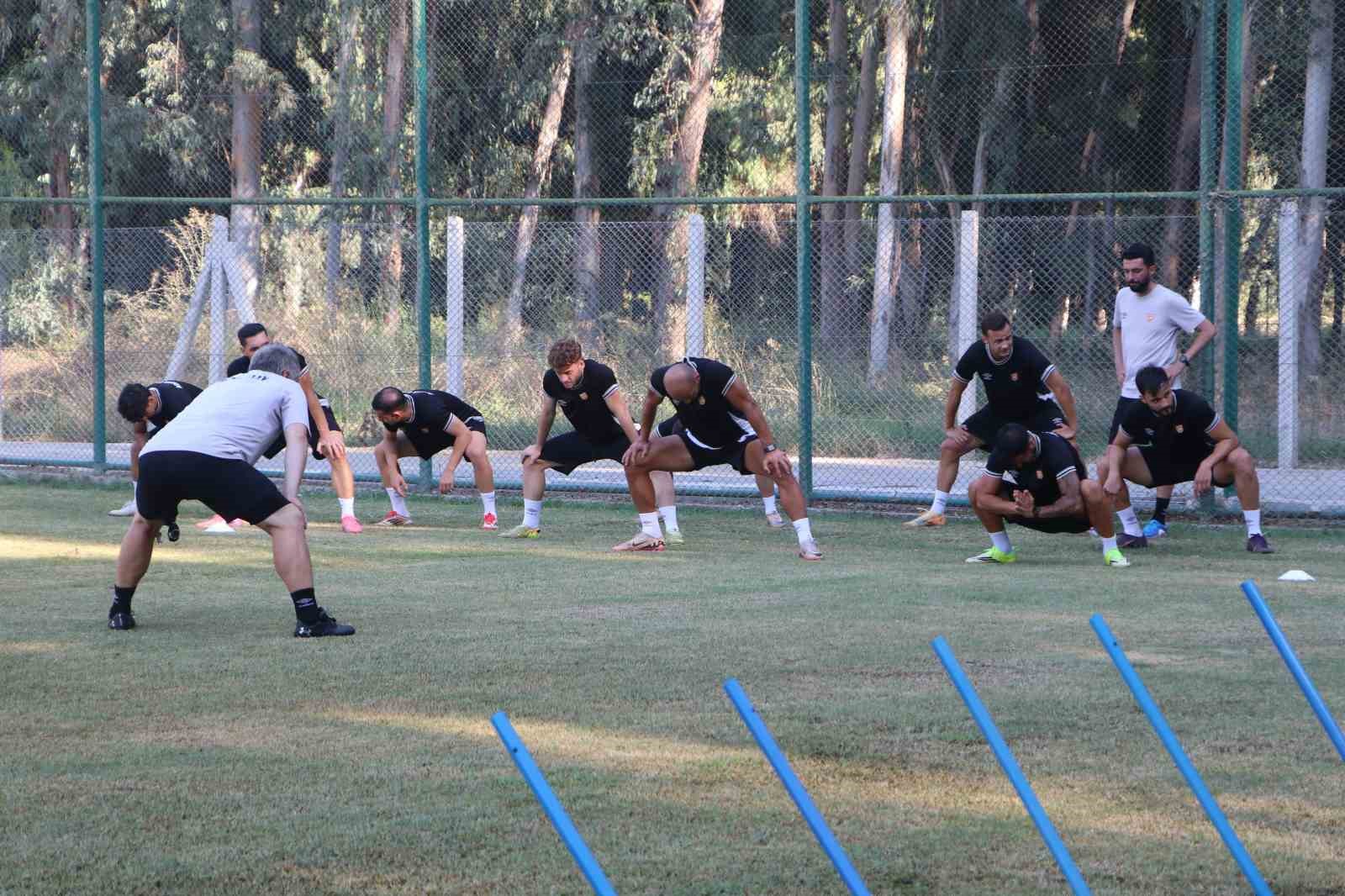 adana-01-fk-yeni-sezona-1-lig-hedefiyle-giriyor