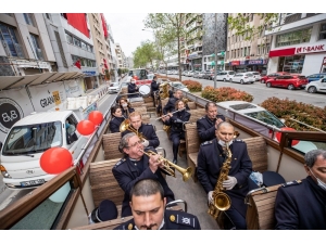 İzmir’de 23 Nisan Coşkusu Başladı