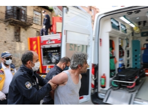 Babasıyla Tartıştı, Tarihi Konağı Yakmak İstedi