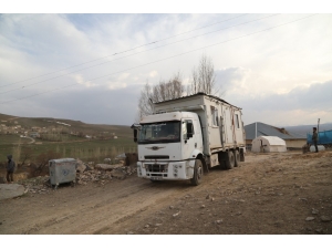 Başkale’de Depremzedeler İçin Bin Konteyner Kuruldu