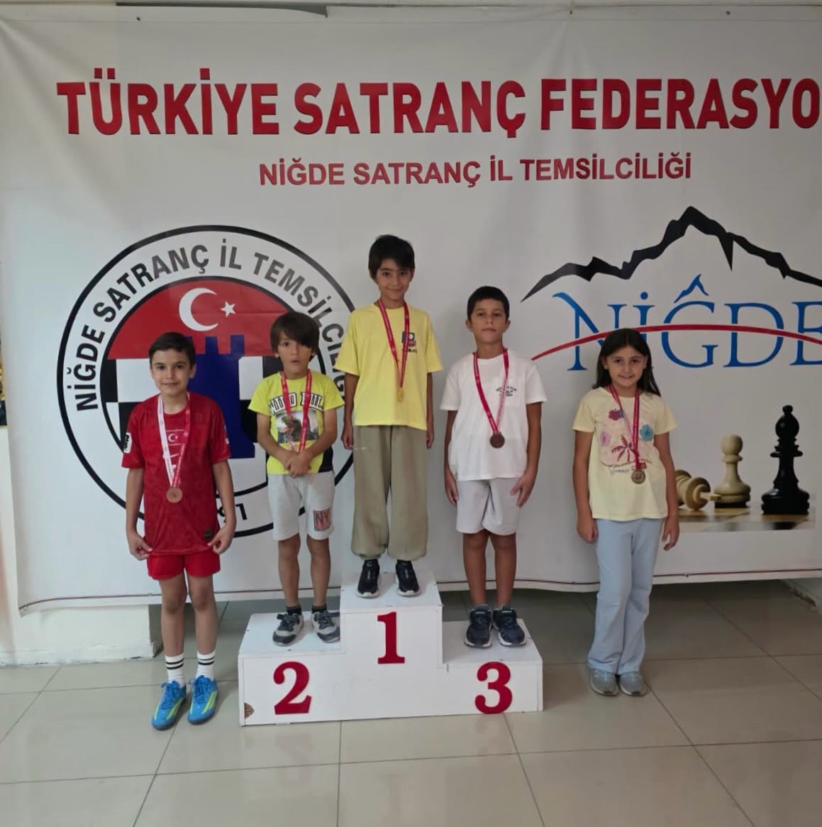 30-agustos-zafer-bayrami-satranc-turnuvasi-nda-sampiyonlar-belli-oldu
