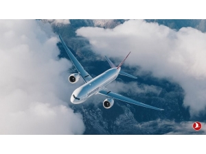 Tk1920 Sefer Sayılı Uçak Ay Yıldız Çizmek İçin Havalandı