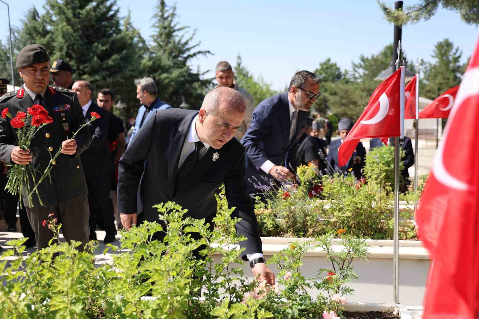 15-temmuz-da-sehitler-unutulmadi