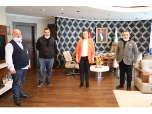 İzmitli Ticari Taksiler Sağlık Çalışanlarını Ücretsiz Taşıyacak