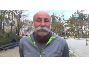 Bidos Bayramı Evde Kutlayan Çocuklar İçin Klip Oluşturdu