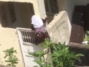 75’lik Nine Örümcek Gibi Tırmandı