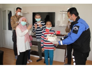 23 Nisan’da Doğan Çocuklara Doğum Günü Sürprizi