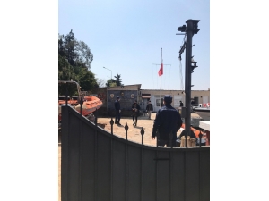 Sahil Güvenlik, Adada Mahsur Kalan 9 Afgan’ı Kurtardı