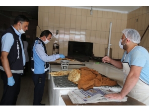Cizre’de Zabıta Ekipleri Ramazan Öncesi Fırınları Denetledi