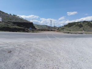 Belediye Kontrolsüz Girişi Önlemek İçin Yolu Kapattı