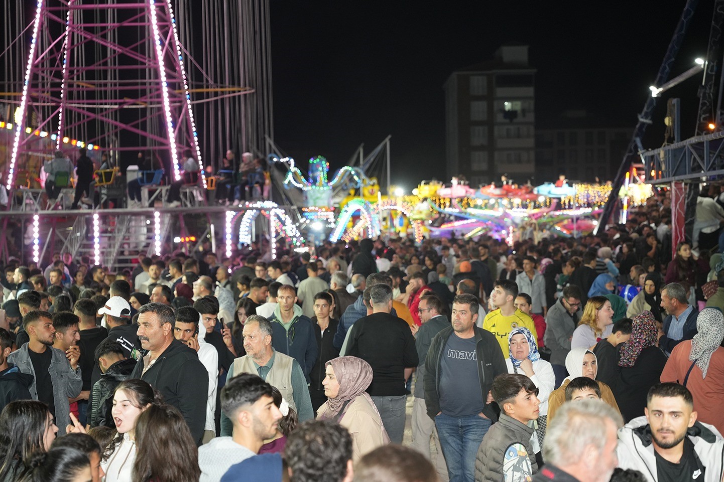 osmanli-gelenegi-panayir-osmanli-nin-ilk-baskentinde-yasatiliyor