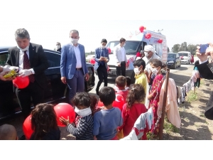 23 Nisan’da Çadırda Yaşayan Çocuklar Da Unutulmadı