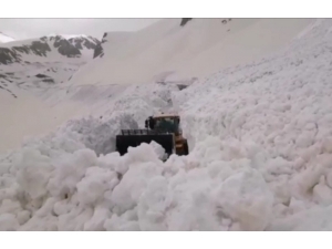 Bahçesaray Yolu Ulaşıma Açıldı