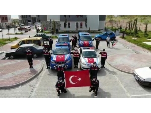 Uşak Jandarmasından 23 Nisan Klibi