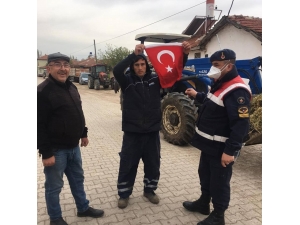 Seyitgazi Vefa Sosyal Destek Grubundan Her Eve Türk Bayrağı