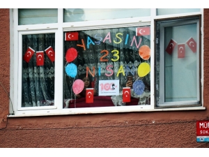 Sakarya’da Coşkulu 23 Nisan Kutlaması