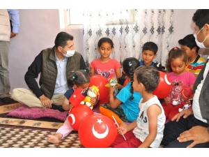 Akçakale’de Çocuk Bayramı Evlerde Kutlandı