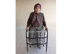 83 Yıl Sonra Aynı Şiiri Bir Kez Daha Okudu