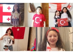 Gürcistan’da Miniklerden 23 Nisan Mesajı