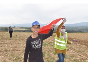 23 Nisan’da Çifte Mutluluk Yaşadılar