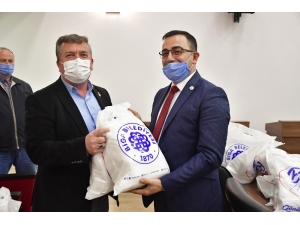Biga Belediyesi’nden Muhtarlık Ve Odalara 10 Bin Maske