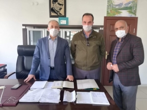 Kayseri’de Kur’an Kursu Hocası 7 Bakkalın Veresiye Defterini Satın Aldı