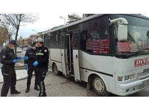 Otobüse Fazla Yolcu Alanlara Emniyetten Denetim
