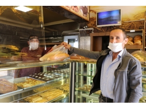 Safranbolulu Fırıncıdan İşini Kaybedenlere Ücretsiz Ekmek