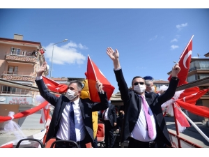 Pursaklar’ın Balkonlarında Bayram Coşkusu