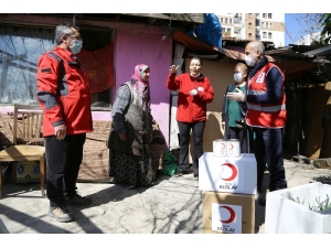 Türk Kızılayı’ndan Engelli Vatandaşlara Gıda Yardımı