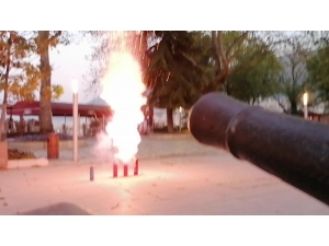 Ramazan Topunun Yerini Ses Bombası Aldı...bursa’da İftar Saati Ses Bombası Böyle Patlatıldı