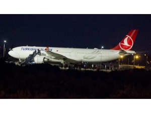 Kazakistan’dan 164 Vatandaş Balıkesir’e Getirildi