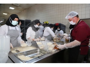 Ordu’da İftar Yemekleri Kapıya Teslim