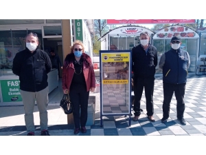 Biga Fenerbahçeliler Derneği’nden Yardım Dolabı