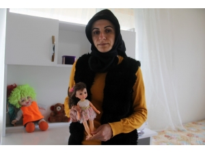 Korona Virüs Salgını Tedbirleri Nedeniyle Çocuklarını Göremeyen Anne Yetkililerden Yardım İstedi