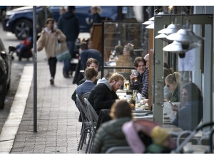 İsveç’te Korona Salgınına Karşı Tedbirler Sıkılaştırılıyor