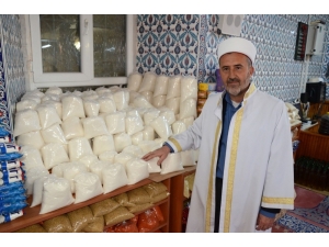 Ayakkabılıklar Gıda Ve Temizlik Malzemeleri Rafı Oldu