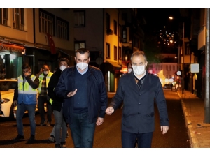 Bursa’da 2 Haftada 30 Bin Ton Asfalt Döküldü